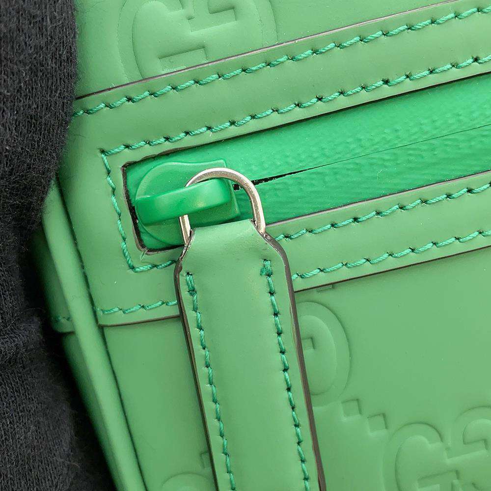 Gucci Bag Effect GG Rubber Shoulder Rubber - Picture 8 of 12